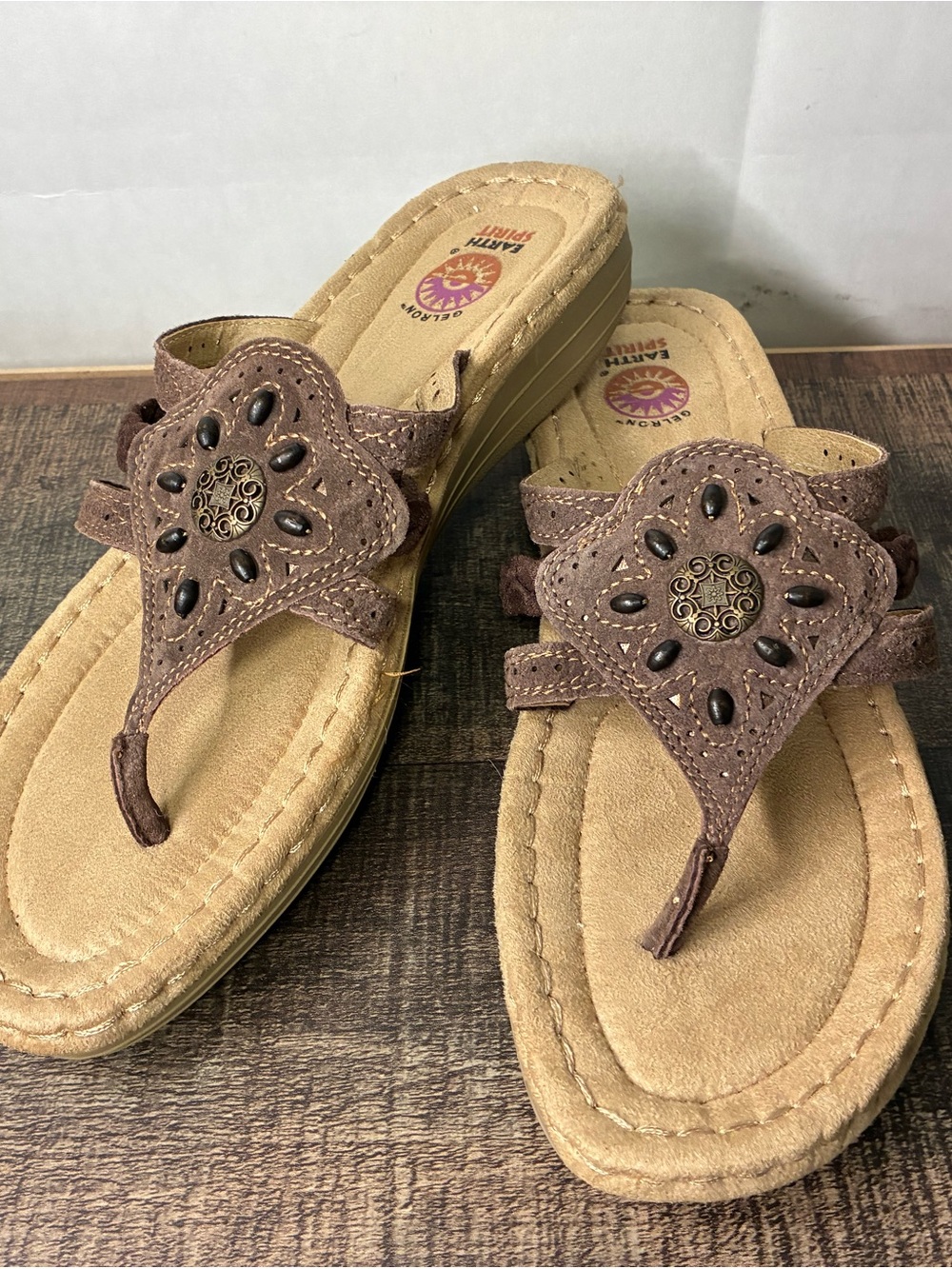 Earth Spirit Women's Tan Brown Embellished Thong Sandals